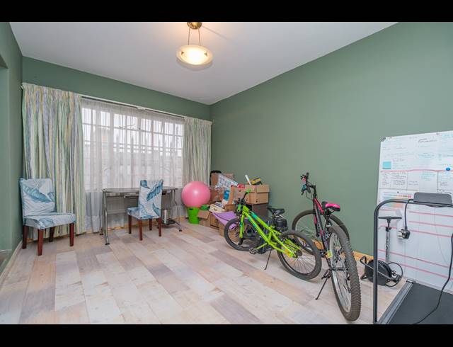 5 BEDROOM FREEHOLD FOR SALE IN BLACKHEATH